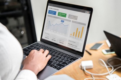 Shopify Analytics & Funnels for Conversions